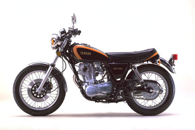 SR４００歴代のボディーカラーその１（1978～1999）: ＳＲ400カスタム野郎